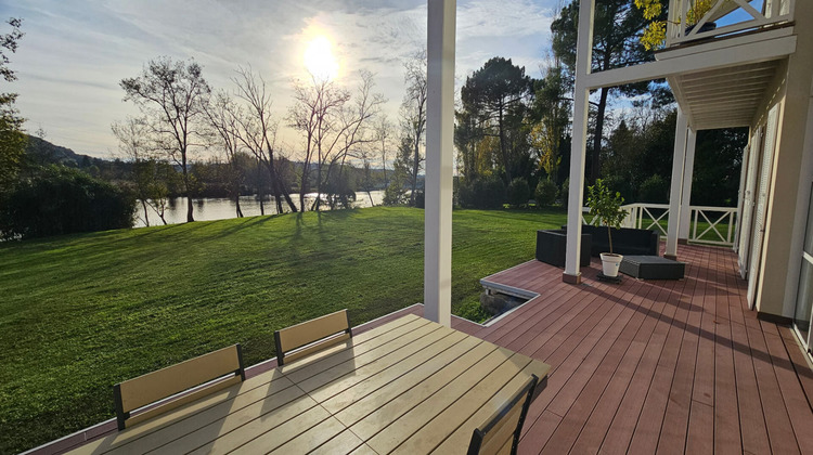 Ma-Cabane - Vente Maison VILLENEUVE-SUR-LOT, 244 m²