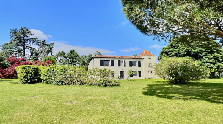 Ma-Cabane - Vente Maison VILLENEUVE-SUR-LOT, 212 m²