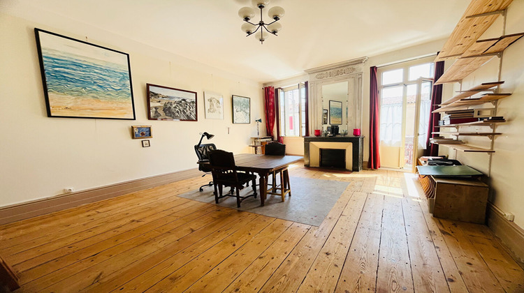 Ma-Cabane - Vente Maison VILLENEUVE-SUR-LOT, 244 m²