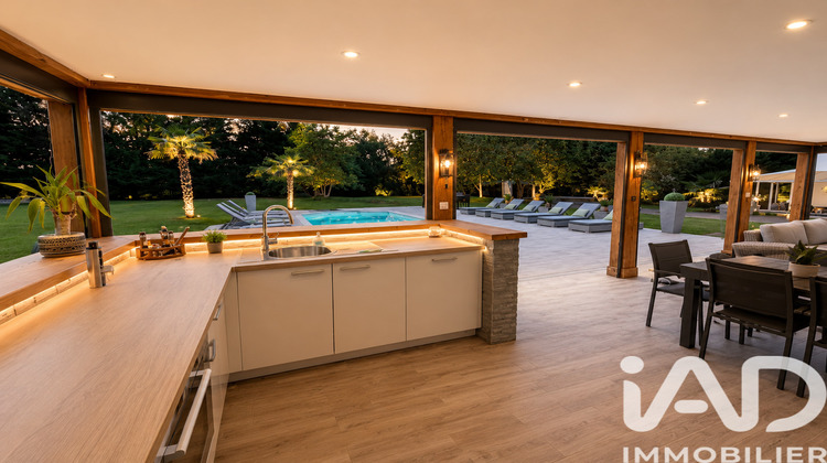 Ma-Cabane - Vente Maison Villeneuve-sur-Yonne, 412 m²