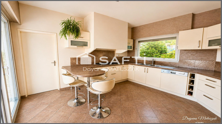 Ma-Cabane - Vente Maison Villennes-sur-Seine, 249 m²