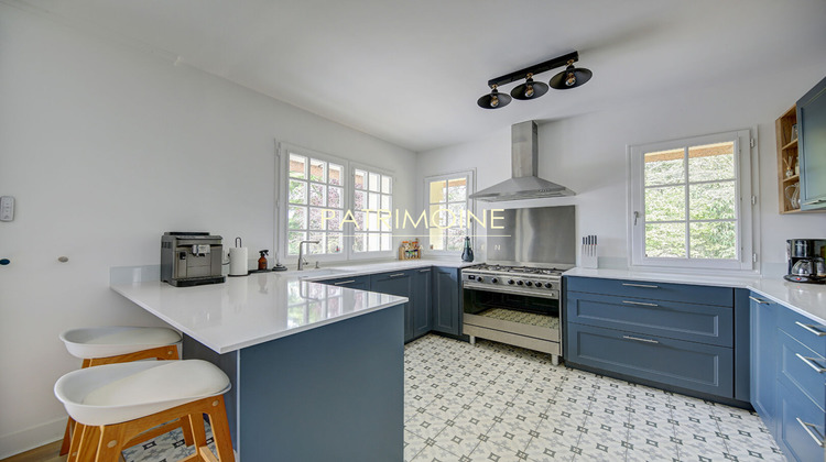 Ma-Cabane - Vente Maison VILLEPREUX, 201 m²