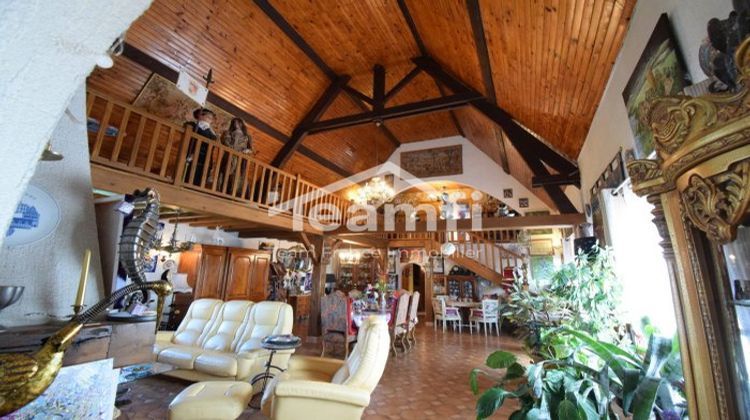 Ma-Cabane - Vente Maison Villerest, 310 m²