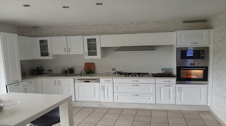 Ma-Cabane - Vente Maison Villers-Bretonneux, 226 m²