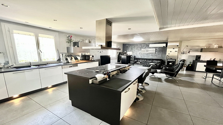 Ma-Cabane - Vente Maison VILLETTE-D'ANTHON, 187 m²