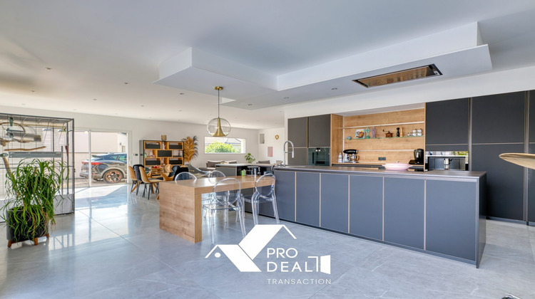 Ma-Cabane - Vente Maison Villette-d'Anthon, 260 m²