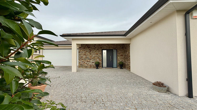 Ma-Cabane - Vente Maison VILLETTE-D'ANTHON, 256 m²