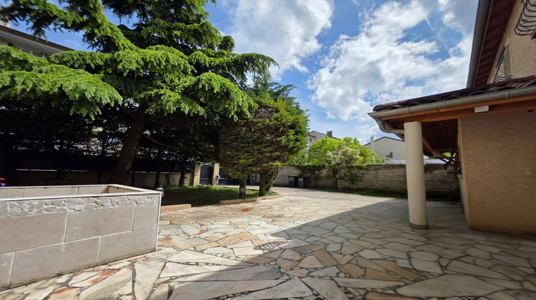 Ma-Cabane - Vente Maison Villeurbanne, 196 m²