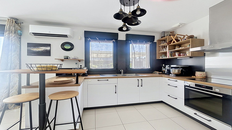 Ma-Cabane - Vente Maison VILLEVEQUE, 109 m²