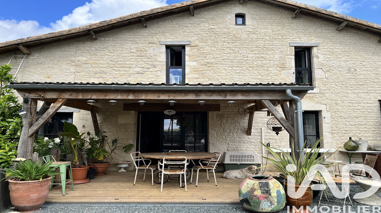 Ma-Cabane - Vente Maison Villiers-Couture, 240 m²