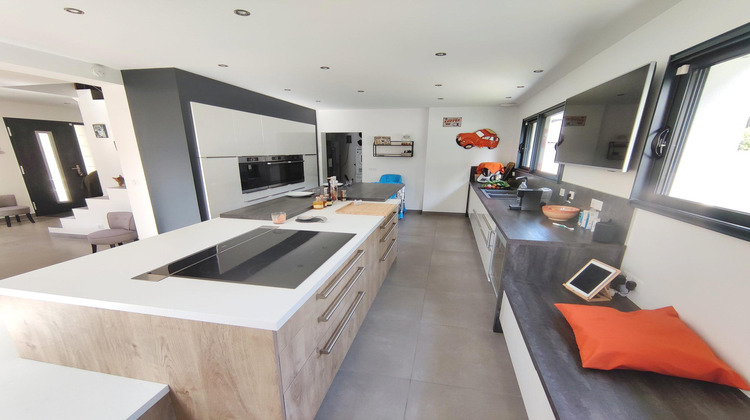 Ma-Cabane - Vente Maison Villiers-Saint-Frédéric, 223 m²