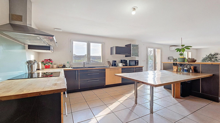Ma-Cabane - Vente Maison Villiers-Saint-Georges, 145 m²