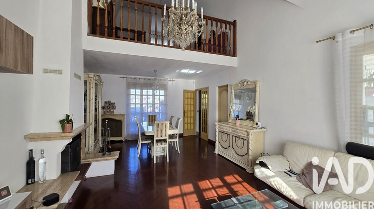 Ma-Cabane - Vente Maison Villiers-sur-Marne, 187 m²