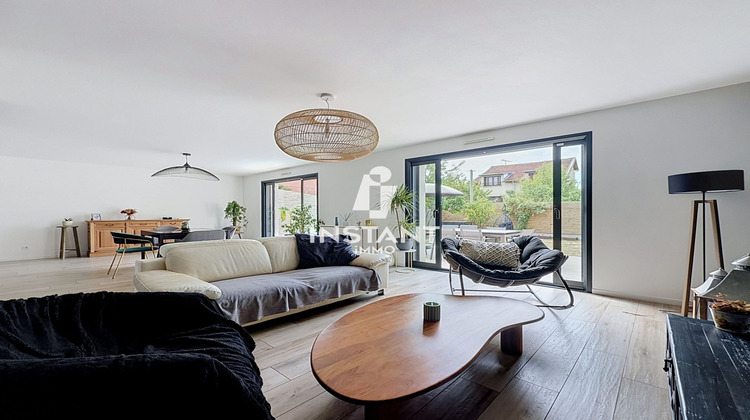Ma-Cabane - Vente Maison Villiers-sur-Marne, 204 m²