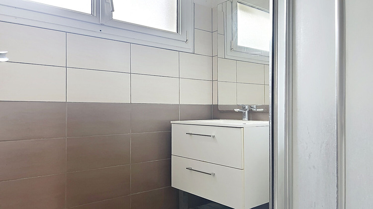 Ma-Cabane - Vente Maison VILLONS-LES-BUISSONS, 103 m²