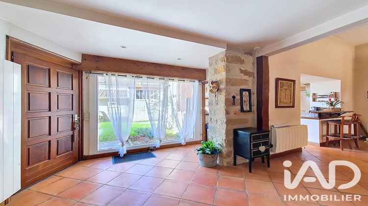 Ma-Cabane - Vente Maison Vinneuf, 205 m²