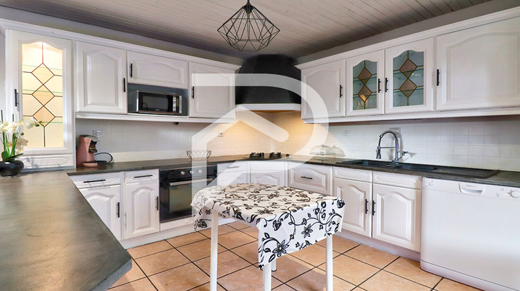 Ma-Cabane - Vente Maison VINON-SUR-VERDON, 144 m²