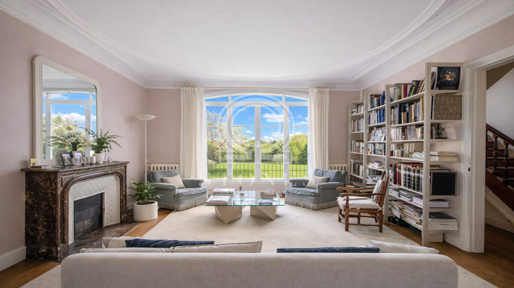 Ma-Cabane - Vente Maison Viroflay, 262 m²