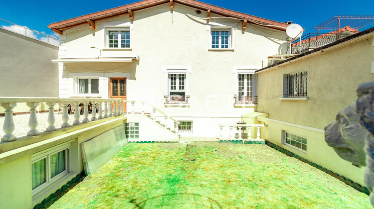 Ma-Cabane - Vente Maison Viroflay, 228 m²