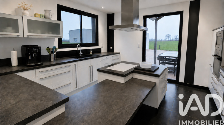 Ma-Cabane - Vente Maison Vitry-en-Charollais, 220 m²