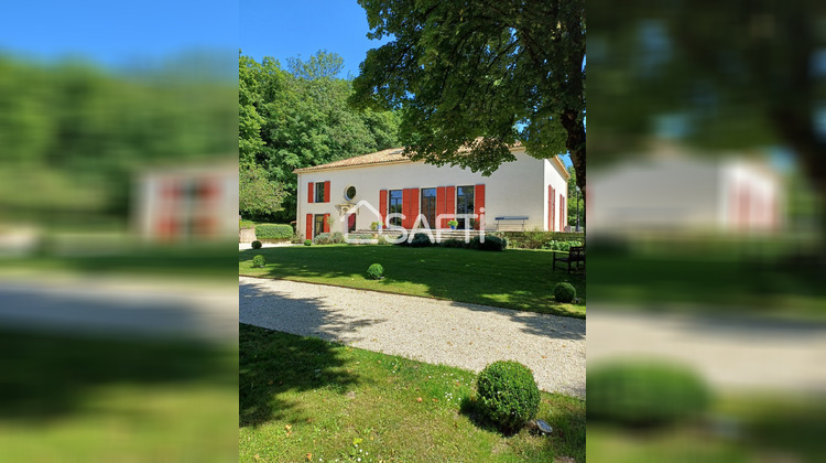 Ma-Cabane - Vente Maison Voeuil-Et-Giget, 335 m²