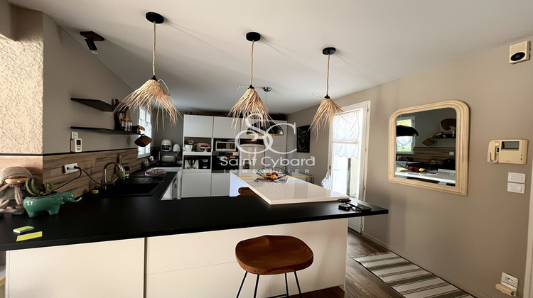 Ma-Cabane - Vente Maison VOEUIL-ET-GIGET, 130 m²