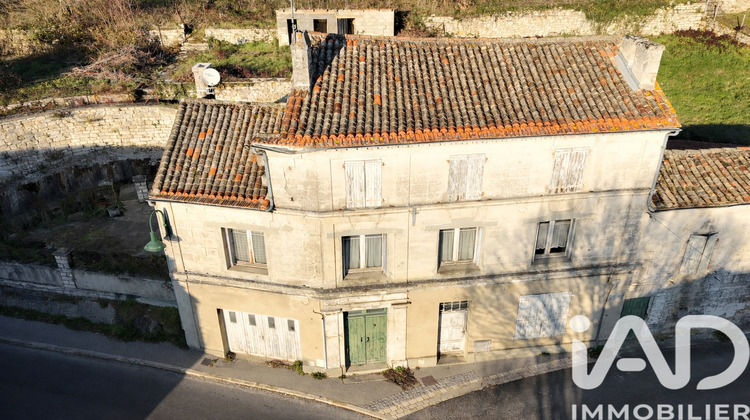 Ma-Cabane - Vente Maison Voeuil-Et-Giget, 140 m²