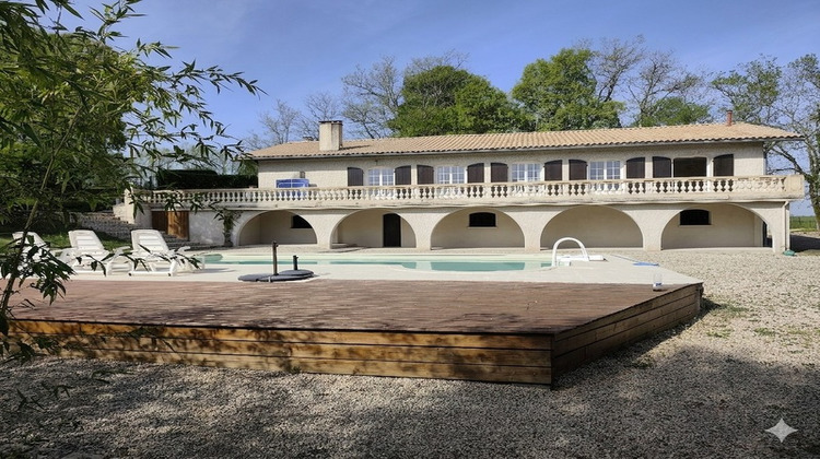 Ma-Cabane - Vente Maison VOEUIL ET GIGET, 208 m²