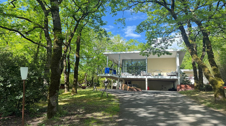 Ma-Cabane - Vente Maison VOEUIL ET GIGET, 200 m²