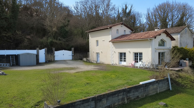 Ma-Cabane - Vente Maison VOEUIL ET GIGET, 130 m²
