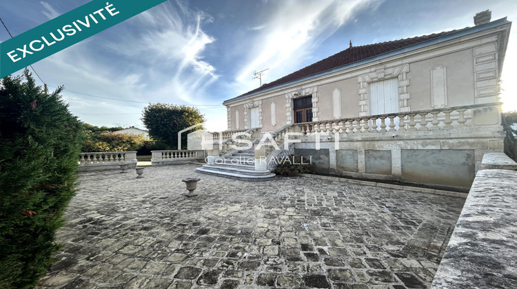Ma-Cabane - Vente Maison Voeuil-Et-Giget, 300 m²