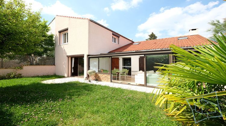 Ma-Cabane - Vente Maison VOISINS-LE-BRETONNEUX, 98 m²