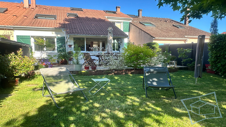 Ma-Cabane - Vente Maison VOISINS-LE-BRETONNEUX, 112 m²