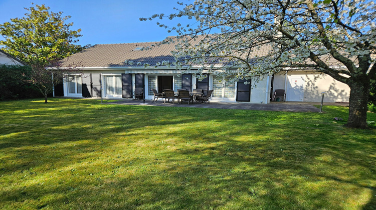 Ma-Cabane - Vente Maison VOISINS-LE-BRETONNEUX, 180 m²