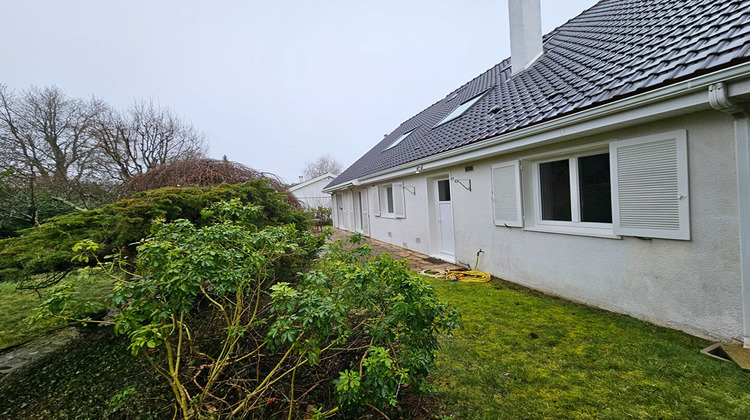 Ma-Cabane - Vente Maison VOISINS-LE-BRETONNEUX, 186 m²