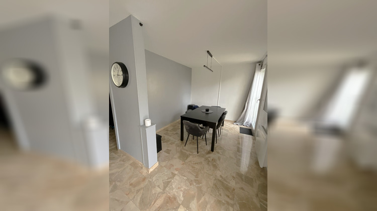 Ma-Cabane - Vente Maison VOISINS-LE-BRETONNEUX, 102 m²