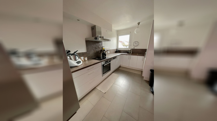 Ma-Cabane - Vente Maison VOISINS-LE-BRETONNEUX, 102 m²