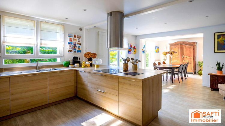 Ma-Cabane - Vente Maison Voisins-le-Bretonneux, 182 m²