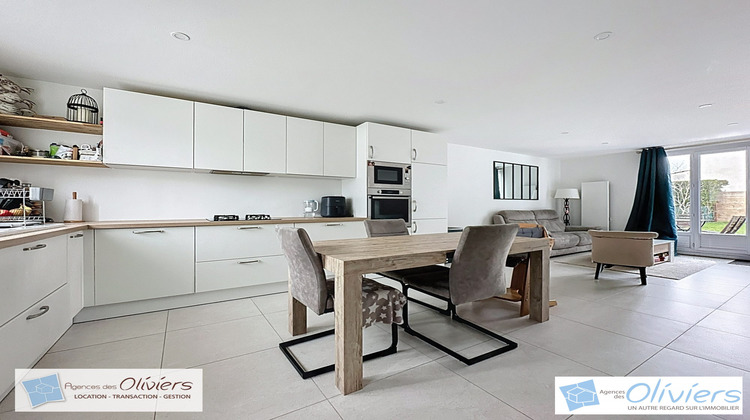 Ma-Cabane - Vente Maison Voisins-le-Bretonneux, 91 m²