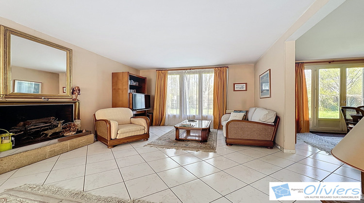 Ma-Cabane - Vente Maison Voisins-le-Bretonneux, 152 m²