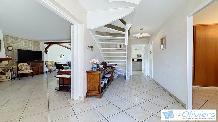 Ma-Cabane - Vente Maison Voisins-le-Bretonneux, 114 m²