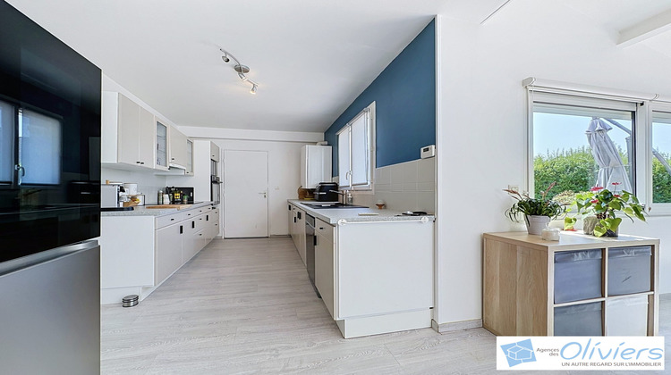 Ma-Cabane - Vente Maison Voisins-le-Bretonneux, 121 m²