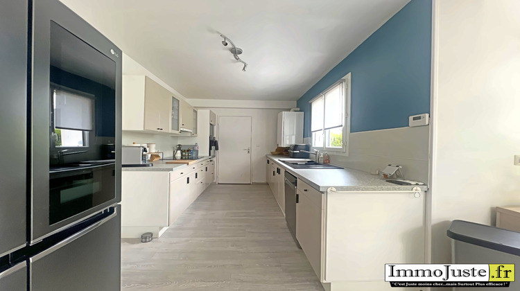 Ma-Cabane - Vente Maison Voisins-le-Bretonneux, 121 m²