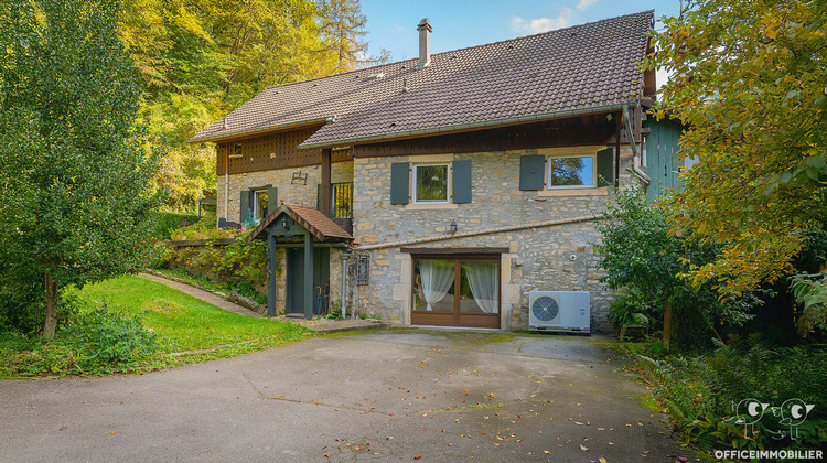 Ma-Cabane - Vente Maison VORGES-LES-PINS, 250 m²