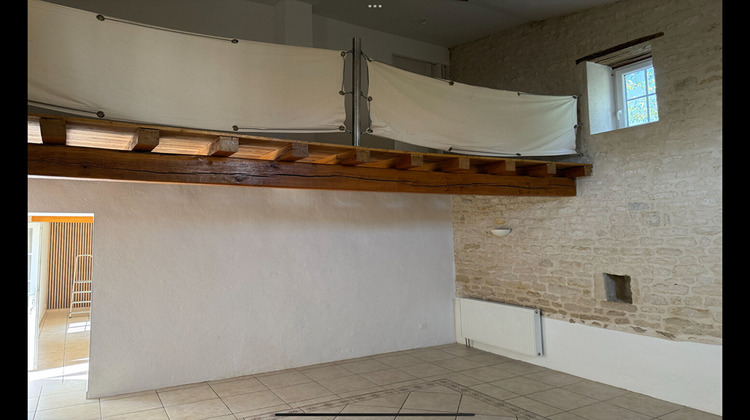 Ma-Cabane - Vente Maison VOUILLE, 157 m²