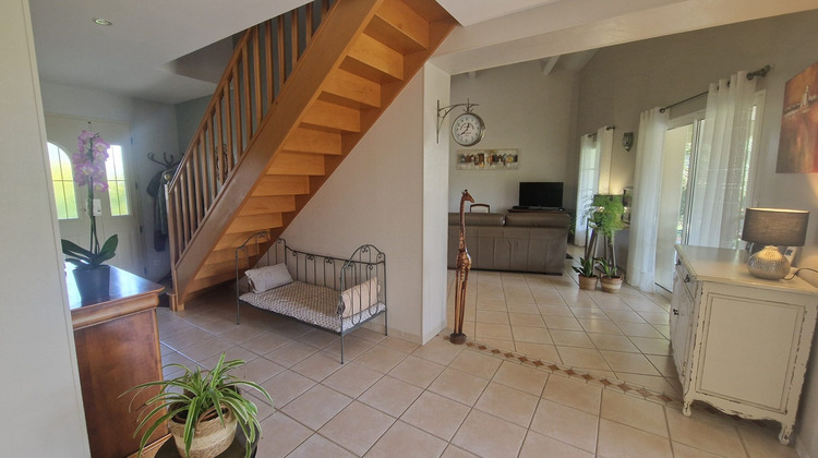 Ma-Cabane - Vente Maison Vouillé, 202 m²
