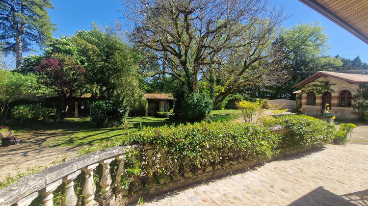 Ma-Cabane - Vente Maison Vouillé, 242 m²
