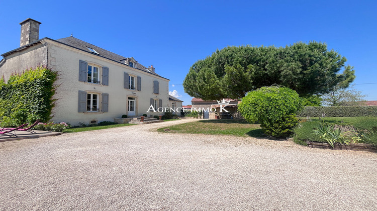 Ma-Cabane - Vente Maison VOUILLE, 412 m²