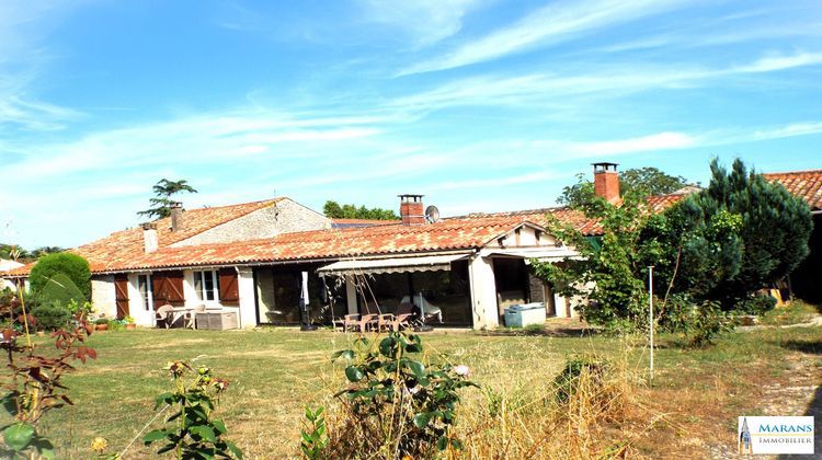 Ma-Cabane - Vente Maison Vouillé-les-Marais, 185 m²