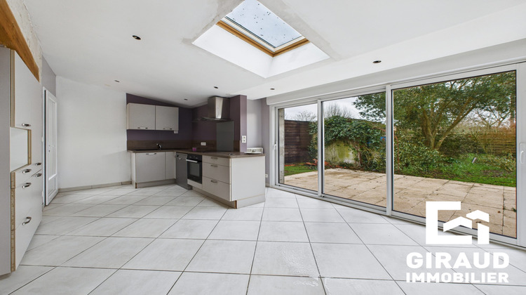 Ma-Cabane - Vente Maison Vouillé-les-Marais, 85 m²